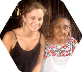 Ellie Finkenaur '15 with woman in Mexico