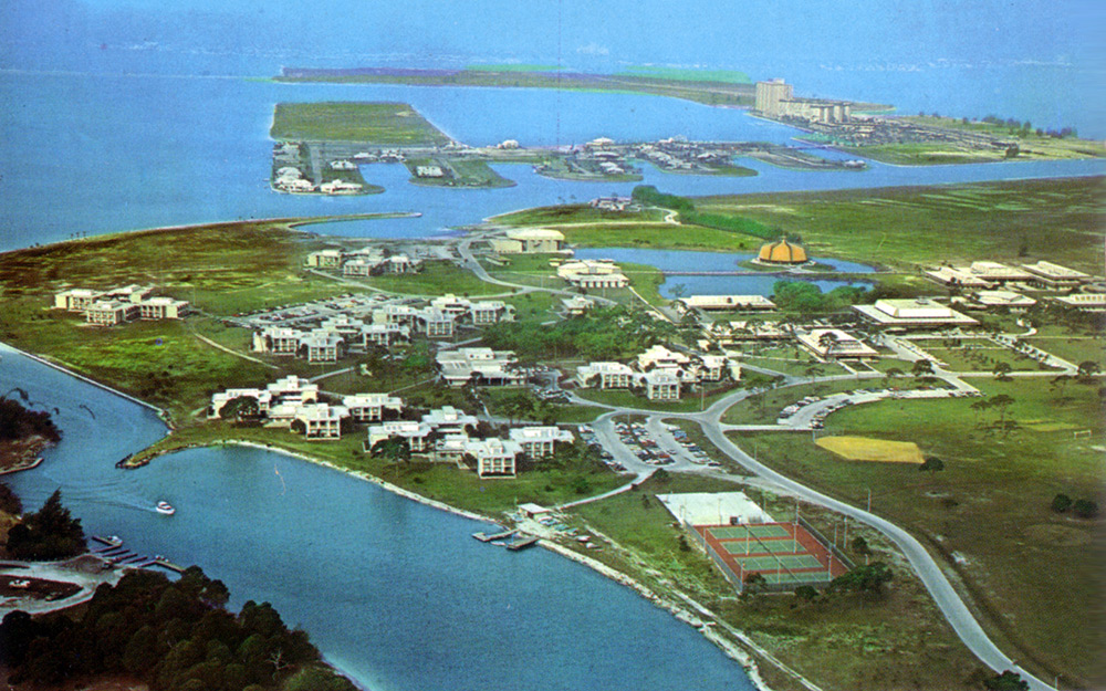 Aerial view of campus 1971