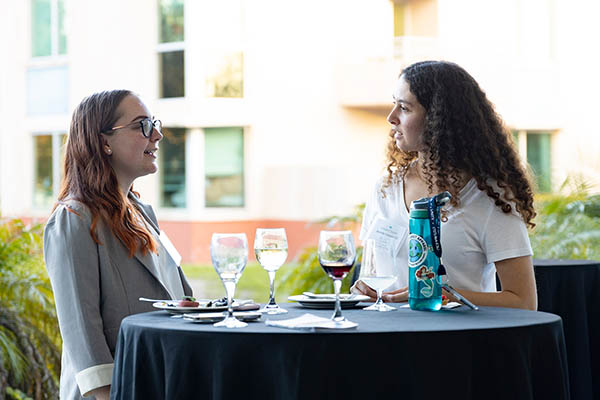 Eckerd College student talks with staff person about career goals