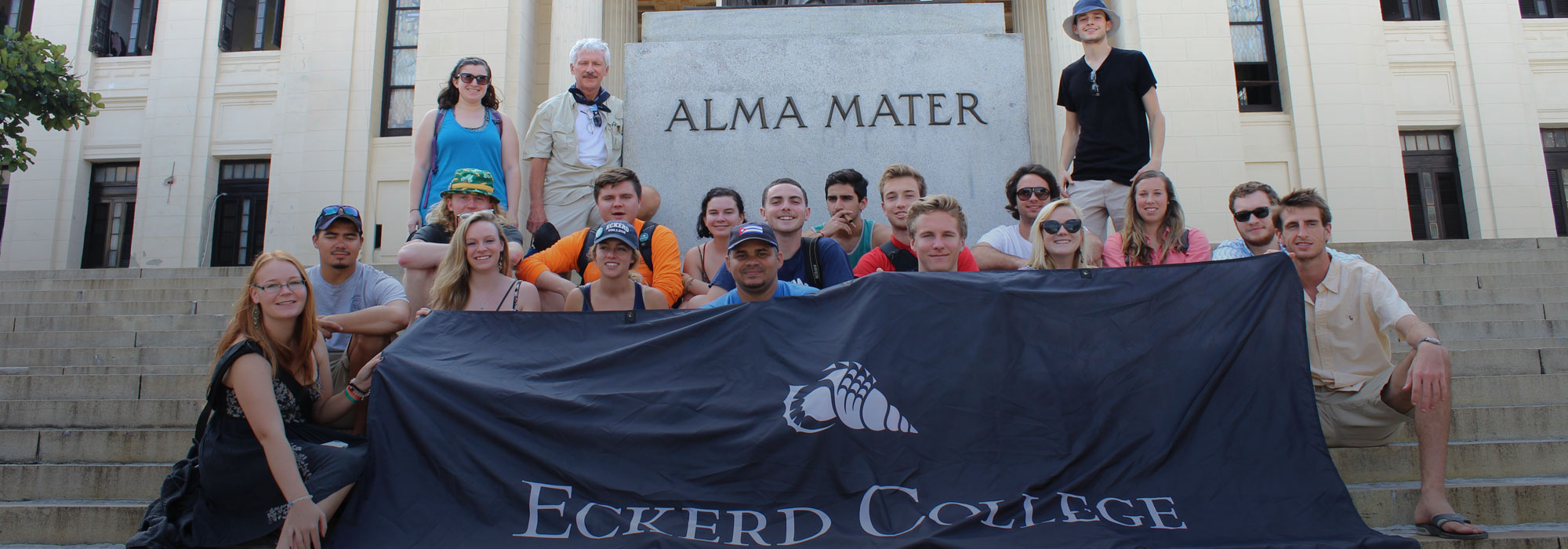 Economics students on a Winter Term trip to Cuba to study economic systems