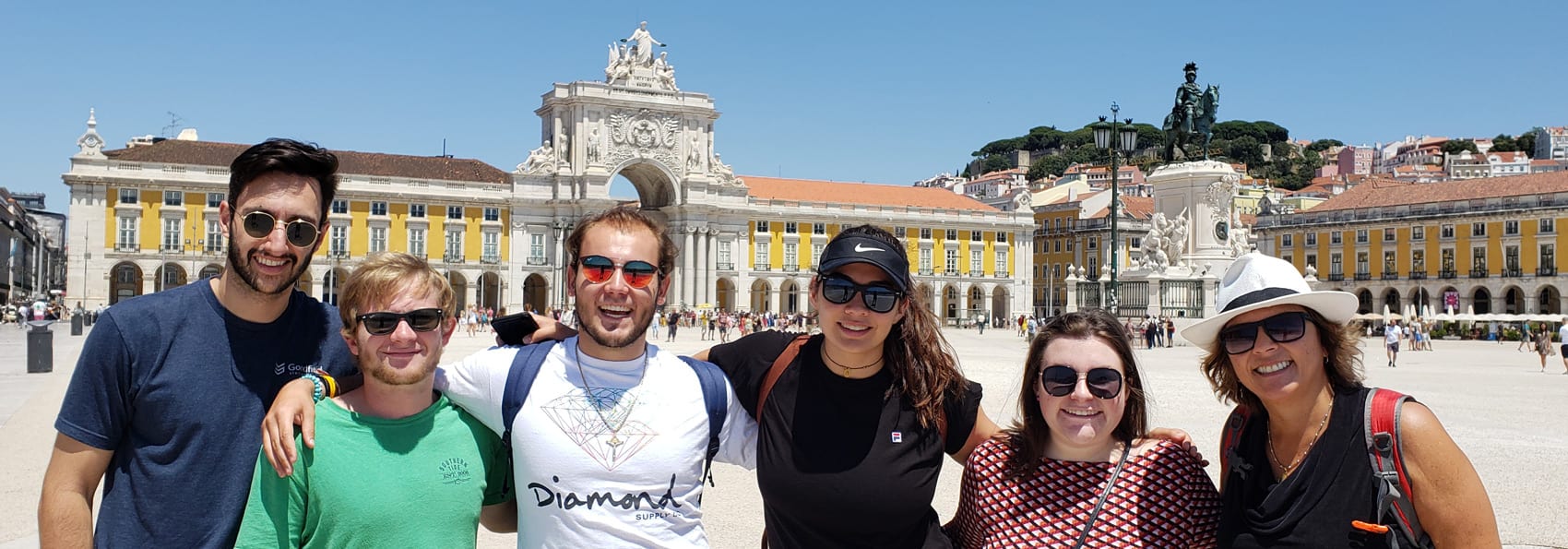 Eckerd Marketing students abroad