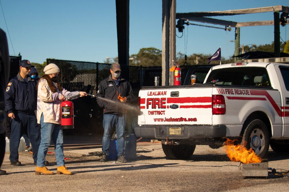 Eckerd student uses fire extinguisher