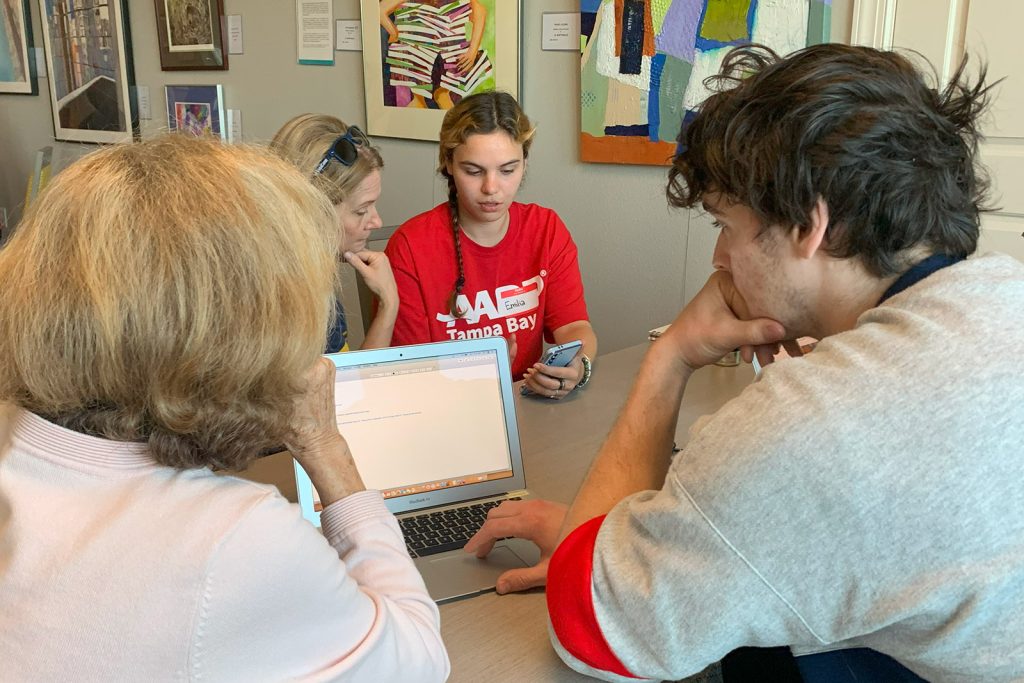 Eckerd College’s 'Mentor Up' program offers technical advice to older