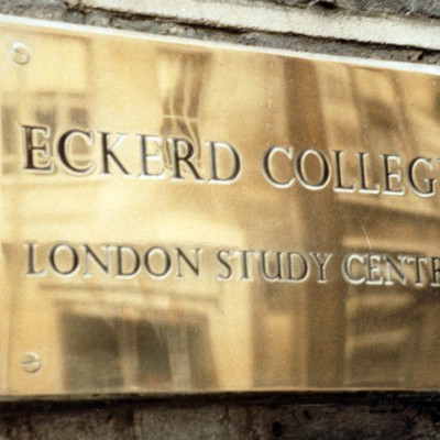 London Study Center Sign