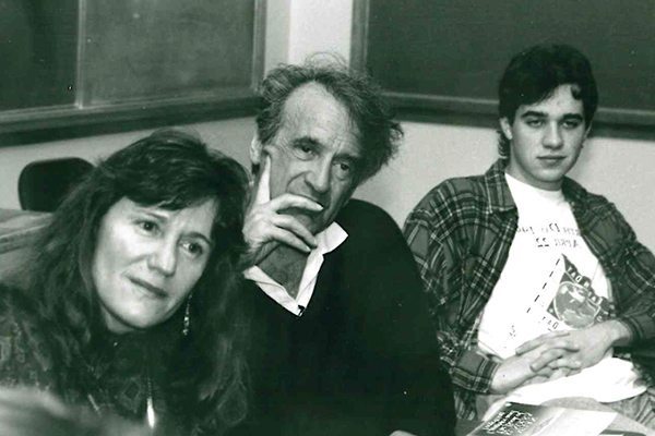 Elie Wiesel with Carolyn Johnston in a classroom